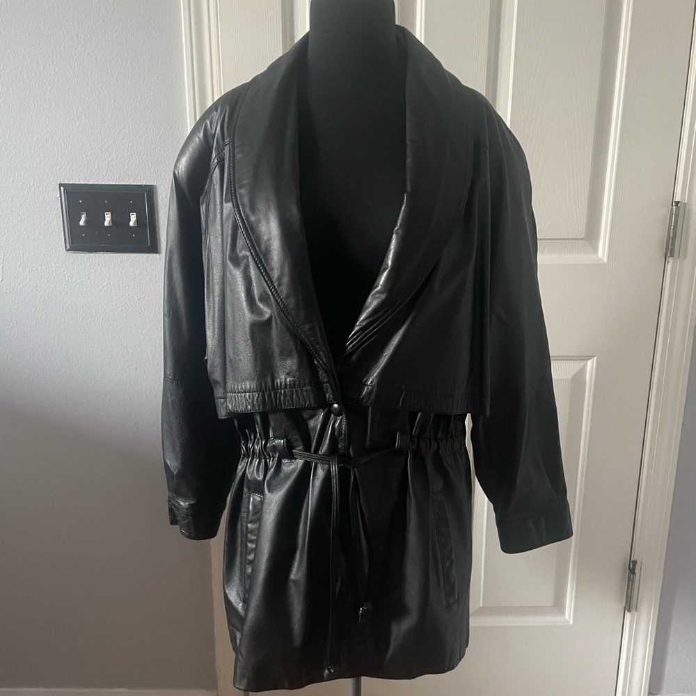 Traditional Trends Black Womens Leather Jacket with Draw Strings at waist Sz Lg